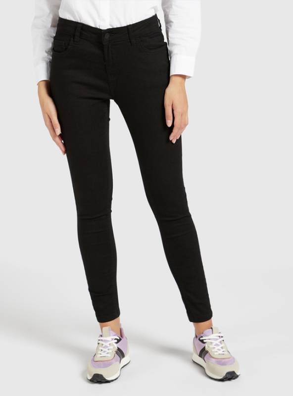 بنطلون جينز سكيني قطن بي سي آي بخصر متوسط الارتفاع وجيوب