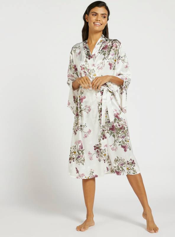 روب بياقة V وأكمام طويلة ورباط وطبعات