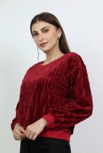 بلوزة باكمام طويلة