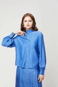 بلوزه حرير بياقه بربطة من الخلف - AW28B
