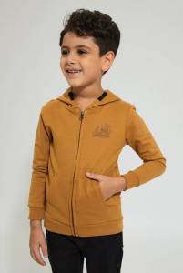 جاكيت بسحاب وطاقية باللون البني