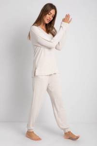 V NECK AND PANT