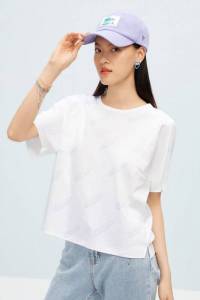 تيشيرت بنمط كتابة مطبع